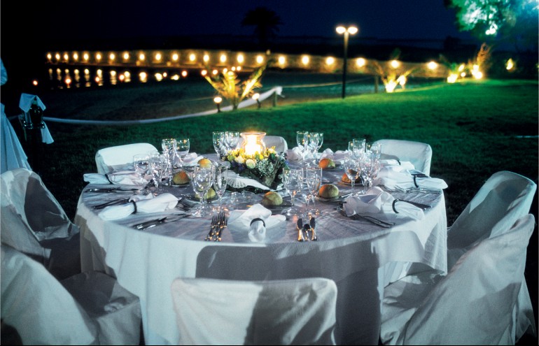 Athens Golf Club: Because the night belongs to you!
