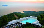 Porto Carras Grand Resort:  Η περίφηµη Βίλα Γαλήνη µε τη µοναδική αρχιτεκτονική και την εκθαµβωτική θέα 