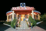 Η εντυπωσιακή είσοδος στην αίθουσα «Golden Star»