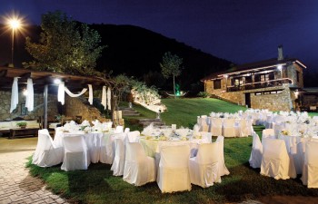 To Alpina Catering έχει αποκλειστική συνεργασία με το Κτήμα Βλαχογιάννη