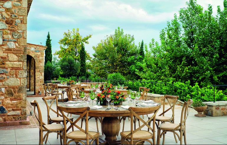 Zazoo Event Rentals: Private Dinner/French Provincial: New Exclusive Collection, Chateau στρογγυλό τραπέζι φαγητού και X-Back